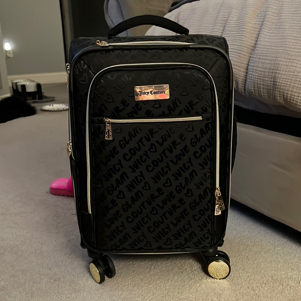 Juicy couture carry on luggage